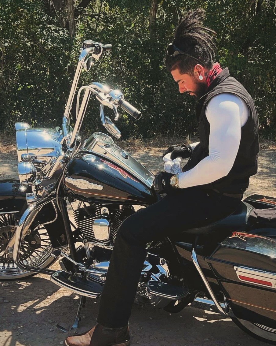 Justin, Tattoo Artist